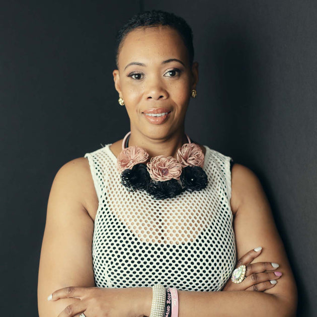 Meet Lynette. – The Period Company